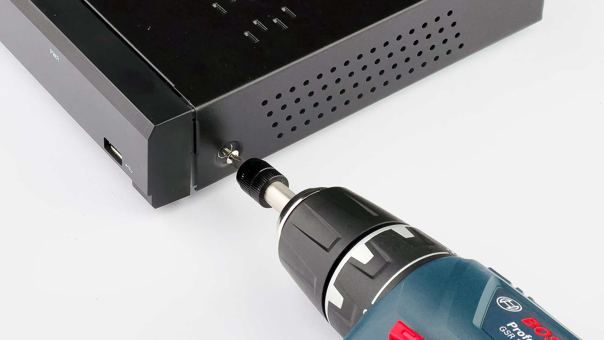r4x-remove-cover-min.jpg